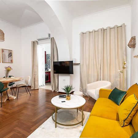 Quatrum Apartment Naples Exterior photo