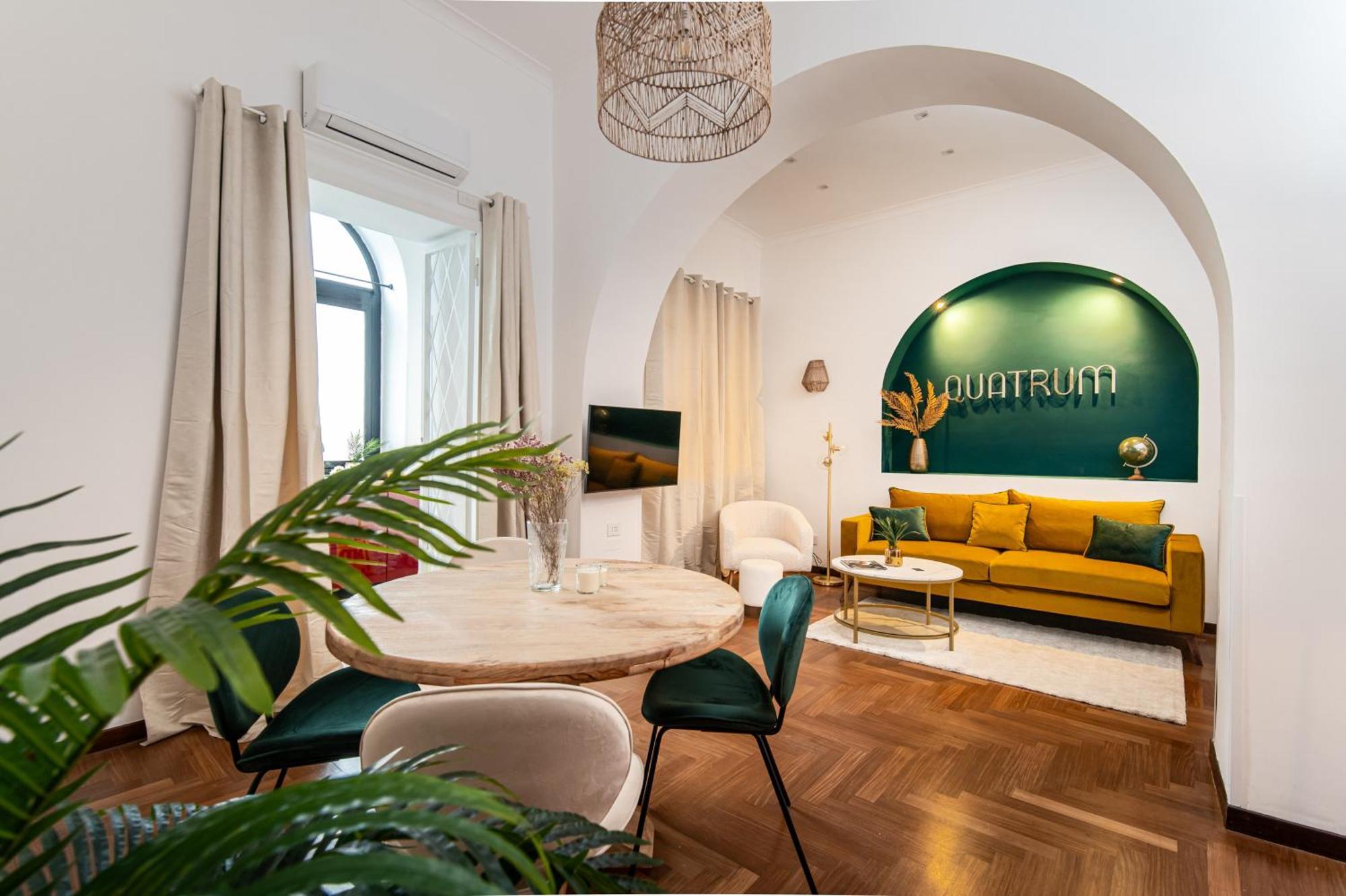 Quatrum Apartment Naples Exterior photo